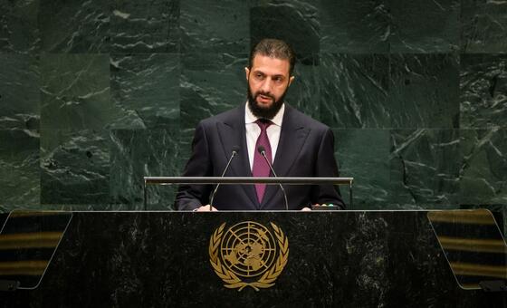 Президент Сирии Ахмед аш-Шараа выступает на общих дебатах 81-й сессии Генеральной Ассамблеи.